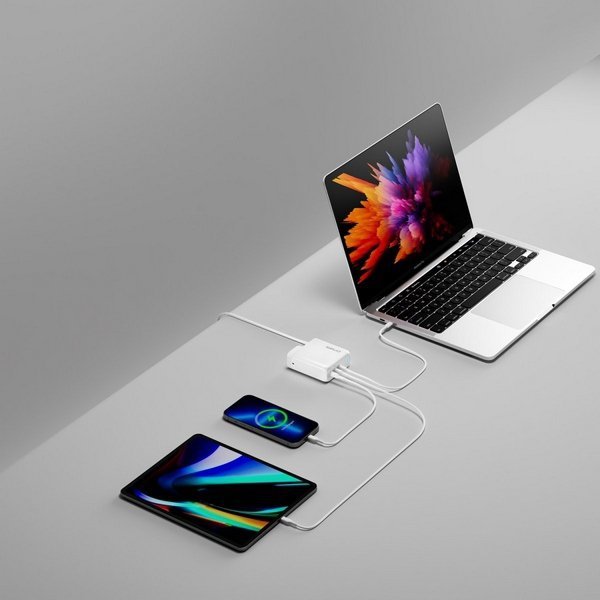 4smarts Ładowarka sieciowa GaN Flex Pro  140W 3xUSB-C biały 544140