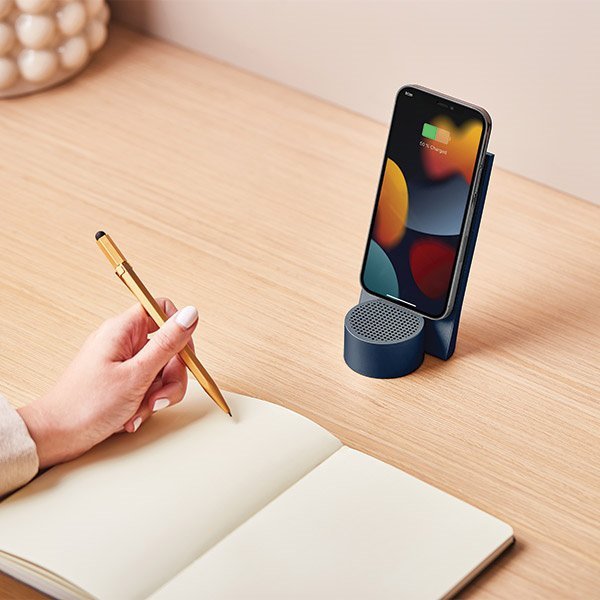 Lexon City Energy Pro Ładowarkaindukcyjna 10W z głośnikiem bluetooth ciemnoniebieski/dark blue LD145DB