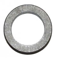 Pierścień ustalający łożysko półosi 83503077 Jeep Wrangler TJ 1997-2006 