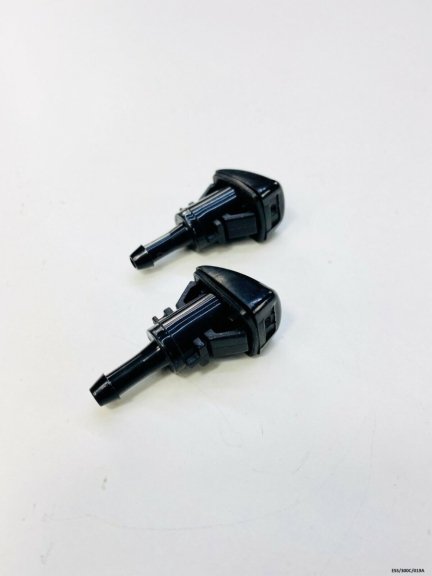 2 x Windscreen Washer Nozzle for Chrysler 300C / Charger 2005-2010 ESS/300C/019A