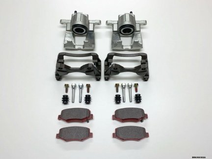2 x Rear Brake Caliper & brake Pads for Jeep Liberty KK 2008-2012 BRK/KK/002A
