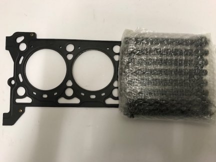 Uszczelka głowicy prawa ze szpilkami  1,16mm 3,0CRD  68147399AA    GRAND CHEROKEE WK2  RAM 1500  300C
