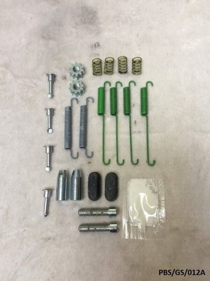 Parking Brake Shoes Fitting KIT for Chrysler Voyager 1996-2007 PBS/GS/012A