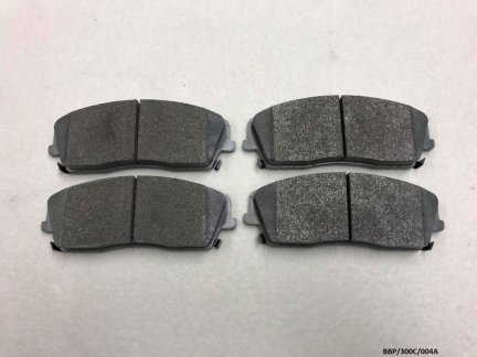 Front Brake Pads SET for Chrysler 300C / Charger 2005-2014 BBP/300C/004A 320MM