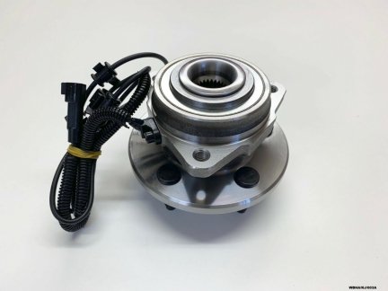 Front Left Wheel Bearing & Hub Assembly for Cherokee KJ 2002-2007 WBHA/KJ/003A