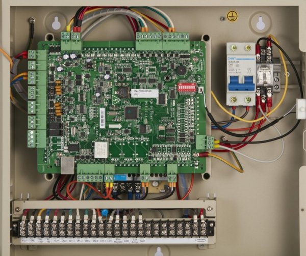 KONTROLER DOSTĘPU HIKVISION DS-K2601T