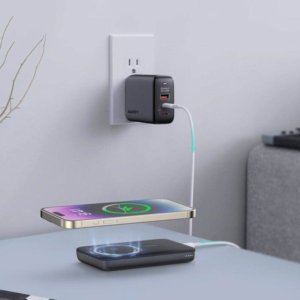 AUKEY PB-MS01 MagSafe PowerBank | 6700mAh | 20W | LED | USB-C