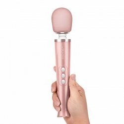Masażer - Le Wand Petite Rechargeable Vibrating Massager Rose Gold
