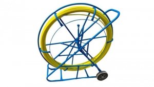 Pilot z włókna szklanego FRP do przeciągania kabli Ø10mm, 150m, z kółkami Q-LANTEC