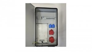 IP54 Metalowa rozdzielnica ścienna CEE 32A 16A 2x230V z bezpiecznikami HAGER FI/ RB4
