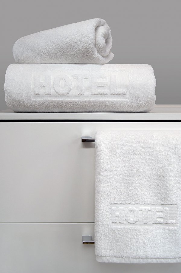 Ręcznik Hotelowy Frotex Baden-Baden 50 x 90 z tłoczeniem HOTEL