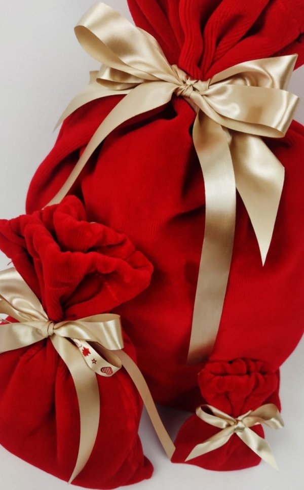 Woreczki welurowe ze wstążką