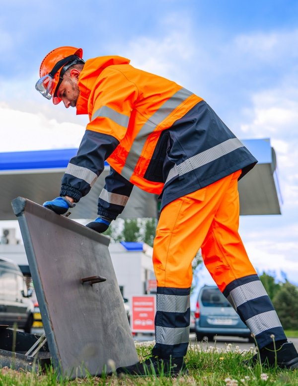 ANTISTATISCHE SCHWERANZÜNDBARE WASSERSCHUTZJACKE MODELL 500/A