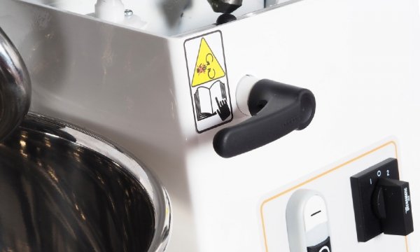 Mikser spiralny RTS 50 TR 2V | podnoszona głowica i wyjmowana dzieża | 48 l | 2,2 kW