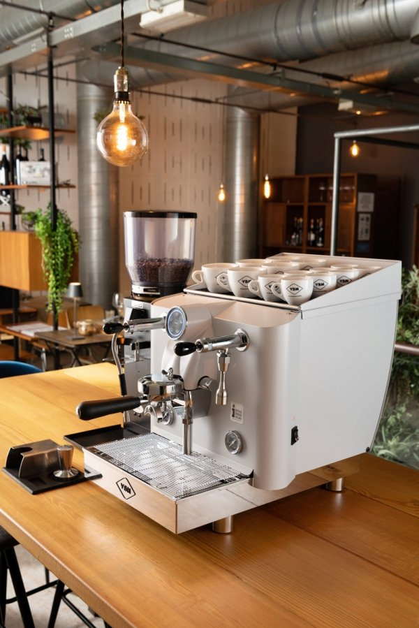 Ekspres kolbowy 1-grupowy | Lollo 1GR White | kolor biały | 1,8 kW