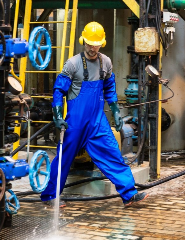 WATERPROOF ACID-LYEPROOF CLOTHING 412