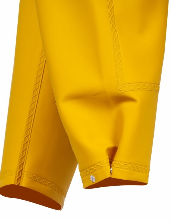 WATERPROOF OVERALLS 104
