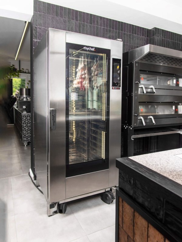 Piec konwekcyjno-parowy elektryczny | z wózkiem | piekarniczo-cukierniczy | automatyczny system myjący | 16x600x400 |  34,7 kW | 400 V | Mychef iBake MAX 16E TSC | System TSC - najwyższa stabilność temperatury