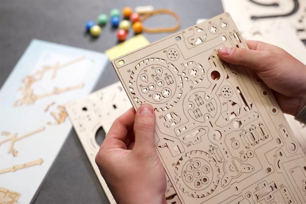 Puzzle 3D Drewniane Wciągnik Poziomowy uGEARS
