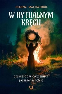 W rytualnym kręgu.