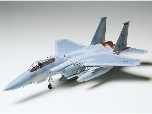 Tamiya 61029 F-15C Eagle 1/48