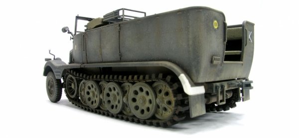 AFV Club AF35040 Sdkfz 11 3 Ton 1/35