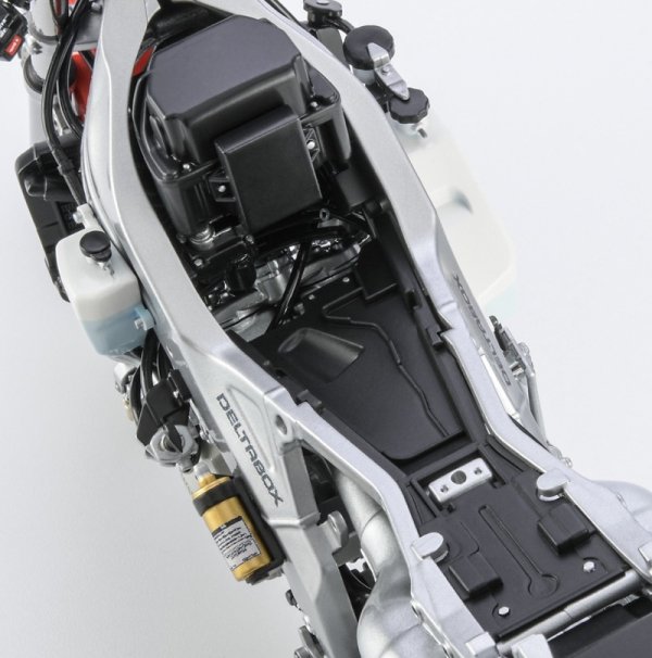 Hasegawa 21517-BK17 1/12 Yamaha TZR250 (3MA) (1989)