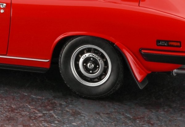 Hasegawa 20767 1/24 Isuzu 117 Coupe Late Version (XC-J) (1977)