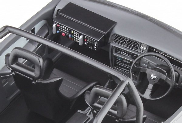 Hasegawa 20470 Nissan Bluebird 4Door Sedan SSS-R (U12) - 1988 All Japan Rally 1/24