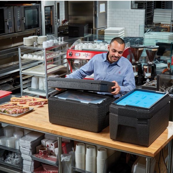 Pojemnik termoizolacyjny termobox Cam GoBox GN 1/1 46 l 680x400x321 mm