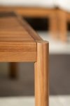 zestaw ogrodowy meble do ogrodu Alvin SKLUM komplet sofa, fotel i stolik z drewna akacjowego