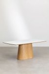 Zestaw stołowy Aura z okleiną ceramiczną (200x100 cm) i ośmioma krzesłami Mireita z podłokietnikami z drewna dębowego, idealny do eleganckiej jadalni