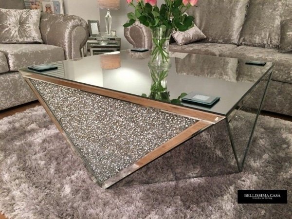 Szklany stolik kawowy glamour dekorowany kryształkami