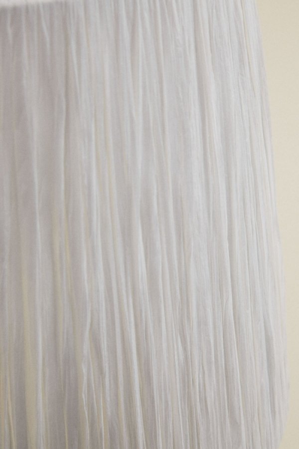 Lampa z papieru Nironalde na stolik nocny biała Sklum