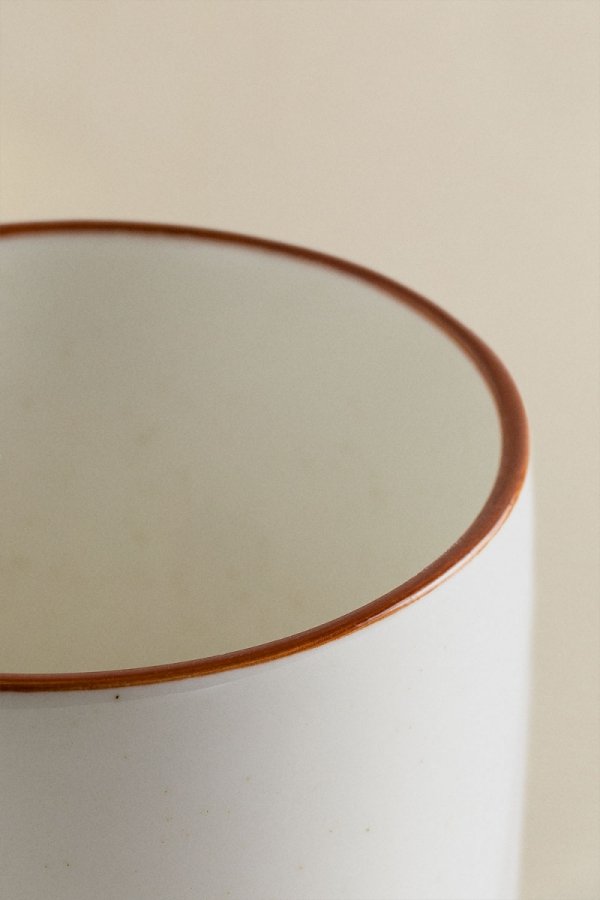 Zestaw 4 szklanek Bremen z porcelany o pastelowych kolorach i nieregularnym wzornictwie, idealny do boho aranżacji stołu Sklum