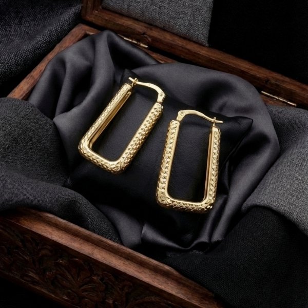 Kolczyki geometryczne grawerowane złoto 585 