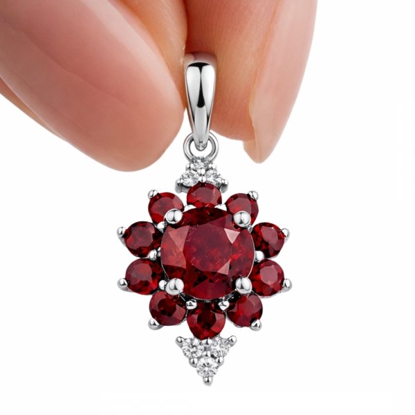 Wisior kwiat z naturalnym rubinem srebro 925