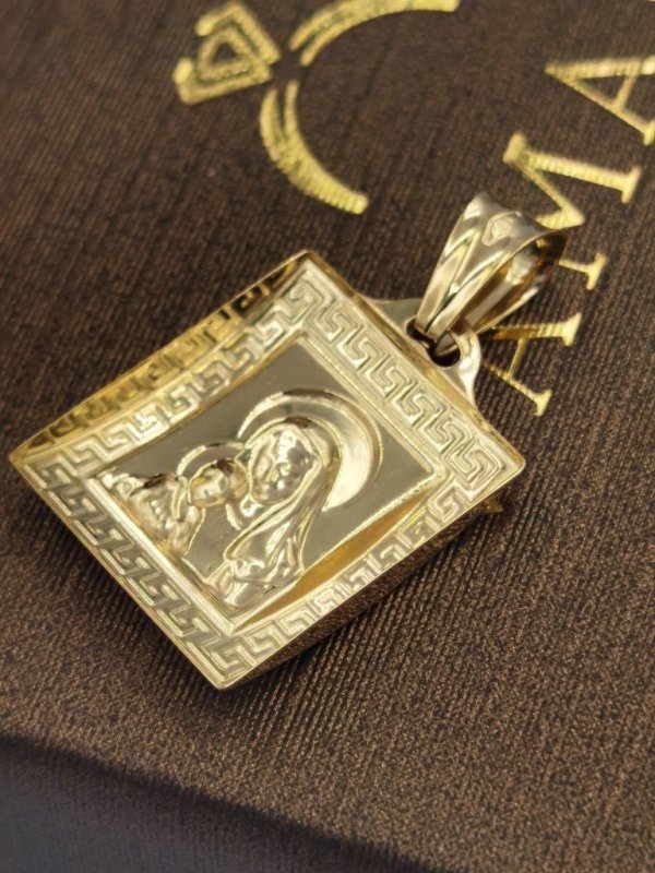 Medalik greko 3D złoto 585