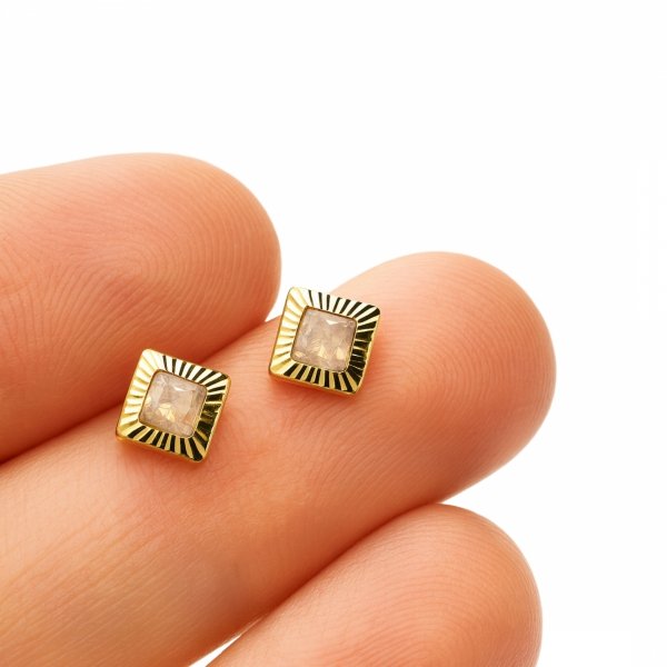  Kolczyki sztyft kwadrat  złoto 585