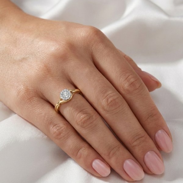 Pierścionek R. 13 diamenty naturalne złoto 585 