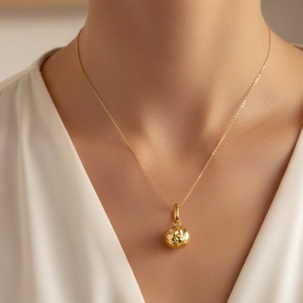 Wisior grawerowana kula złoto 585