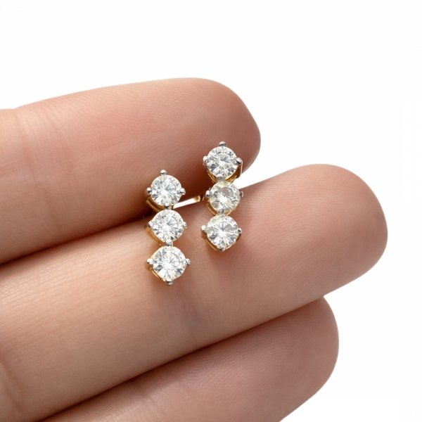 Kolczyki sztyft z kamieniami złoto 585