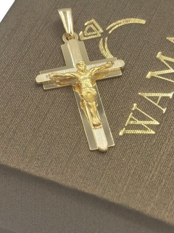 Krzyż kuty pełny satynowany 3cm złoto 585 