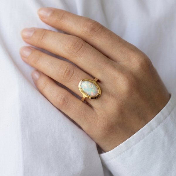Pierścionek z owalnym opalem R.22 złoto 585