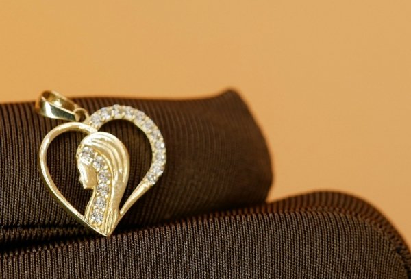 Medalik serce Fatima kamienie złoto 585