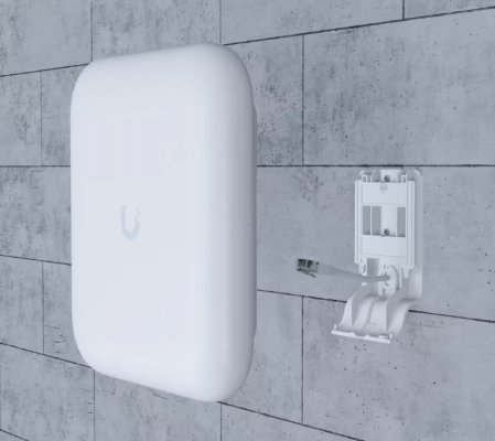 UBIQUITI Punkt dostępowy U7 Outdoor
