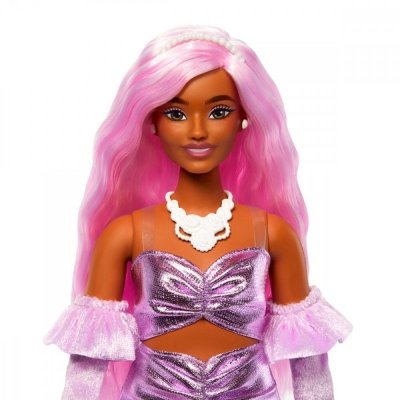 Mattel Lalka Barbie Deluxe Style 1 Metaliczna różowa sukienka