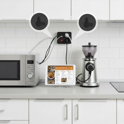 Maclean Listwa zasilająca MCE388 B 2 gniazda, 3xUSB, 110-240V AC 50/60Hz, 2.1A max 2500W, 3m czarna