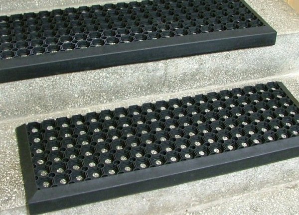 Gummi Stufenmatten Fußmatte Ringgummimatte 25x75 cm Treppenmatte Matte