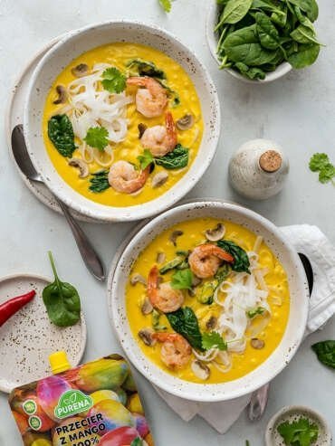 Zupa tajska z mango i krewetkami 